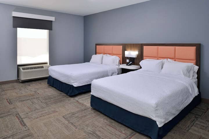 Room 34 of 75