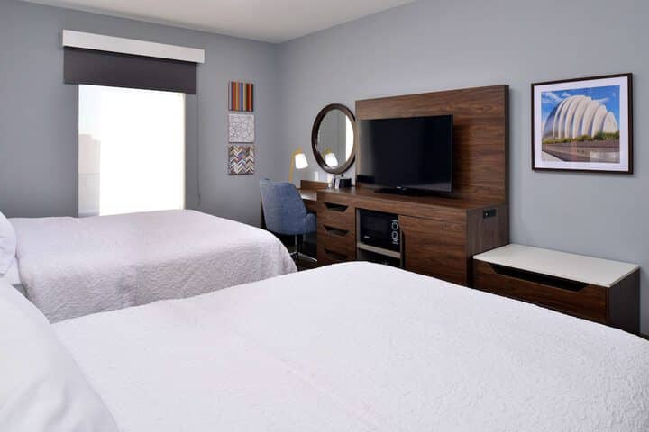 Room 16 of 75