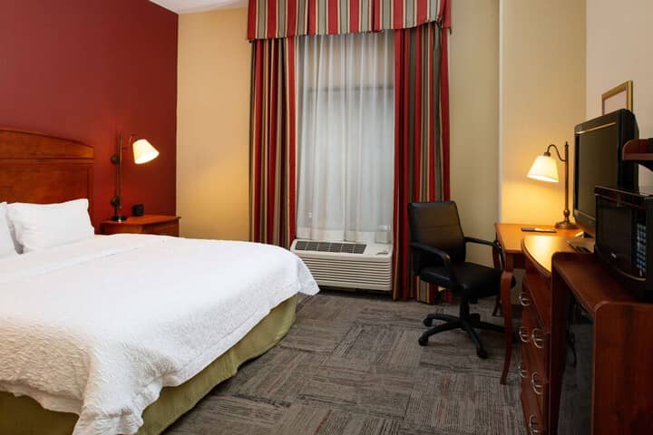 Room 25 of 75